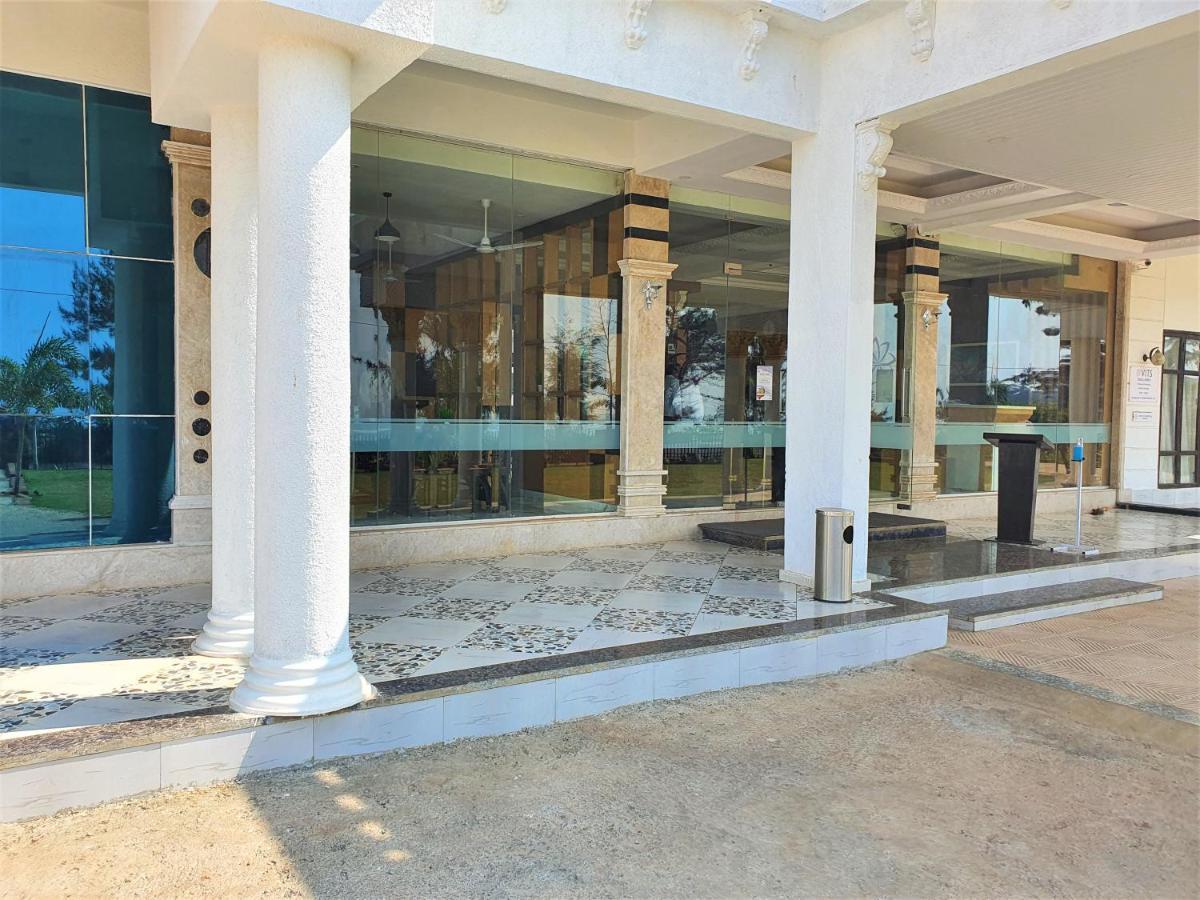 Vits Excellensea Karde Beach Dapoli Exterior photo